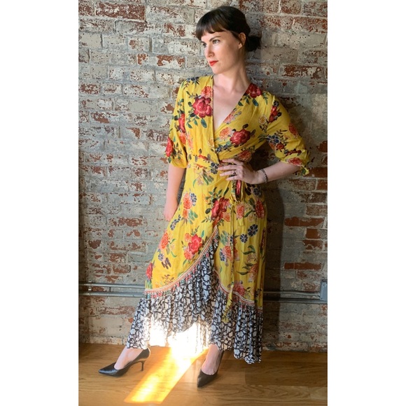 Anthropologie Dresses & Skirts - NWT Anthropologie Farm Rio Sunlit Wrap dress